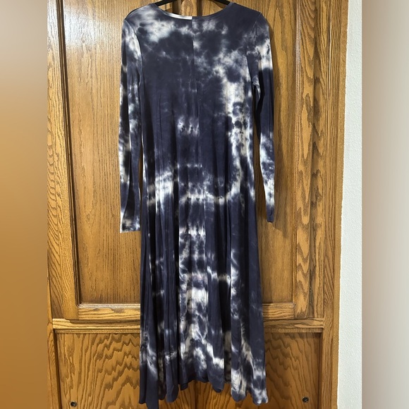 Natural Life Stevie Tie-Dye Long Sleeve Butter Soft Maxi Dress in Midnight Sz S - Picture 4 of 6